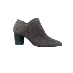 Women's 7 Jack Rogers Suede Scallop Ankle Booties Marianne‎ Brown